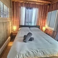 The Laurentides PrivateLog and Spa Escape, hotel a Rivière-Rouge
