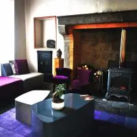Chez Kahina ancien hôtel Robert, hotel en Giat
