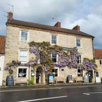 The Feathers Hotel, Helmsley, North Yorkshire, hotel in Helmsley