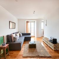 Cozy Flat in Santa Apolonia