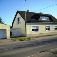 Gästehaus Josef Lang، فندق في Andau
