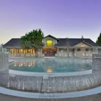 The Lodge at Eagle Crest, hotel in Redmond