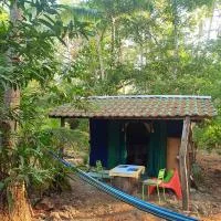 Jungle Tent 3x3, Latino Glamping & Tours, Paquera, hotel a Paquera