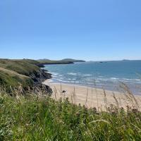 Craig-Y-Mor Bed & Breakfast with sea views Whitesands St Davids