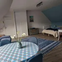 Grand studio, tout équipé et rénové., hotel em Combrit