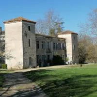 Lempaut에 위치한 호텔 Gîte de l'Abbé 8 à 10 personnes