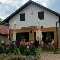 Fruškogorski Đeram、Grgetegのホテル