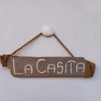 "La Casita", 2 Floors Apartment, Air-Cond and Terrace, Private Parking only for Cars, no motorbikes, ξενοδοχείο στο Λιβόρνο