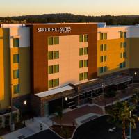 SpringHill Suites by Marriott Irvine Lake Forest, viešbutis mieste Leik Forestas