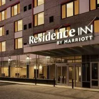 Residence Inn by Marriott New York JFK Airport, khách sạn ở Queens