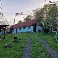 La sălaşul fermecat în Cheile Carasului, hotel sa Iabalcea