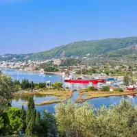 Skiathos Seaview Villa with Pool, khách sạn ở Punta