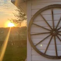 La Roue Dort, hotel v mestu Saint-Raymond