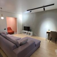 2 room Modern Apartment, hotel near Dnipropetrovsk International Airport - DNK, Dnipro