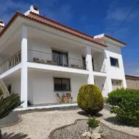 Villa Intuitiva - Relaxation and Mindful Stay, hotel a Lourinhã