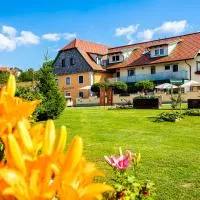 Gasthof Knappenwirt, hotel v destinácii Mariahof