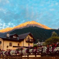 HOTEL LA GINESTRA, viešbutis mieste Cesana Torinese