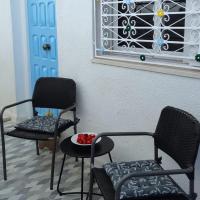 Chez Ayedi - central and familiar atmosphere next to beach – hotel w mieście Hammam-Plage