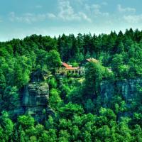 Hotel Garni Belveder – hotel w mieście Hřensko