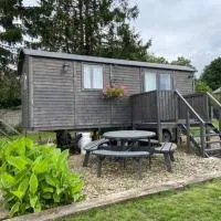 Pipowagen Monceau-en-Ardenne, hotel u gradu Bièvre