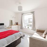 London Home With A Beautiful View, hotel sa Norwood, Upper Norwood