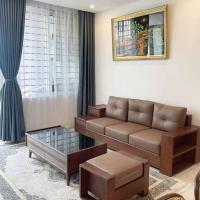 Hue - Modern Apt with Vietnamese inspired interior, hotel near Phu Bai Airport - HUI, Hue