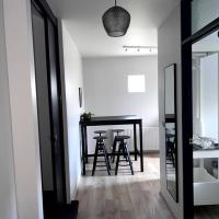 Lovely Apartment with 2-bedrooms and living room for 4 guests, max 6 - Seaside Neighborhood, hotel a prop de Aeroport nacional de Reykjavík - RKV, a Reykjavík