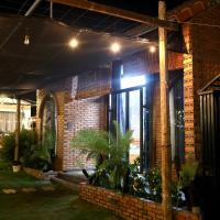 Homestay Hơ Đơng, hotel in Pleiku