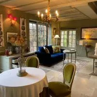 Gîte du Manoir, hotel v destinaci Monnaie