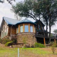 Happy Bear Lodge - Luxury 4 BR Cabin