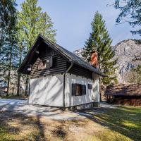 Holiday Home Kozorog, hotell i Ukanc, Bohinj