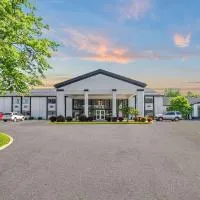 Days Inn by Wyndham Erie: Erie'de bir otel
