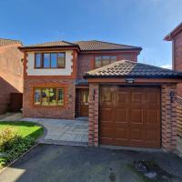 Spacious 4 Bedroom detached house with parking for 3 cars