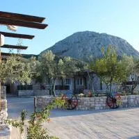 Acrocorinth Apartments, hotel Korinthoszban