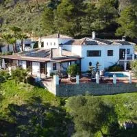 Private villa with pool and amazing views, hotel en Casares