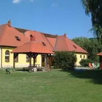 Kisecset-vendégház, hotel u gradu Kisecset