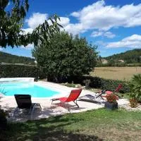 Gîte la Pradelienne en Cévennes avec piscine privée, hotel sa Laval-Pradel