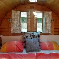 Campingfass Almtal, hotel v destinaci Scharnstein