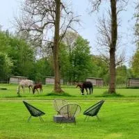 Gite Haras du Bois de Formerie, hotelli kohteessa Formerie