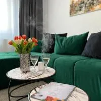 B&B Apartment, מלון בOţelu Roşu