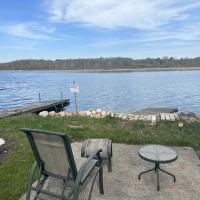 Fun Lake House on Long Lake near beaches home