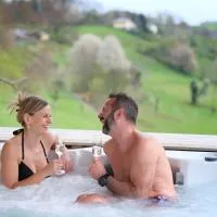 Wohlfühloase am Trausdorfberg mit Sauna, Whirlpool und Panorama, hotel in Sankt Marein bei Graz