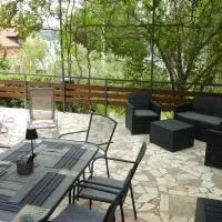 Holiday Home Blue ll 30 steps from the beach, hotel Kruševóban