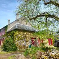 La ferme des douceurs، فندق في Cervon