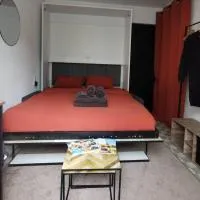 chambre 2 pas du centre-ville, hotell sihtkohas Gisors
