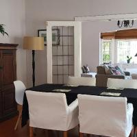 Innes Road Durban Accommodation 2 Bedroom Private Unit A, מלון ב-Morningside, דרבן