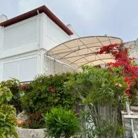 Villa Bella Vista - near the Beach and AirPort, хотел в Даламан