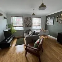 Ground floor apartment, central location with free parking, hotel Herefordban