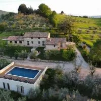 Agriturismo Sant'Angelo holiday farm, hotel Gualdo Cattaneóban