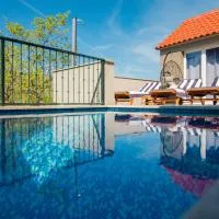 Holiday Home Moliva, hotel i Donje Sitno